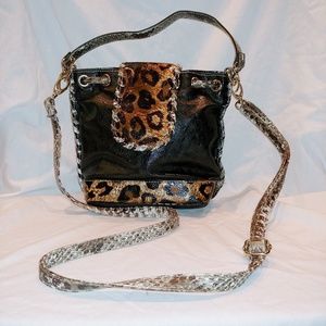 Animal print adjustable purse